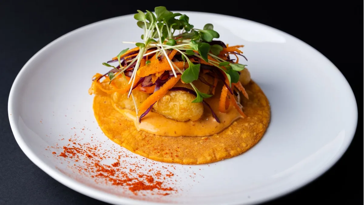 Taquito Ensenada — platillo Best Seller de CHIC & TONIC para eventos en Guanajuato